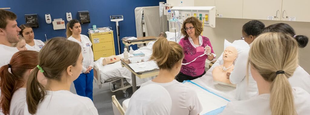 Image of nursing students in practical training
